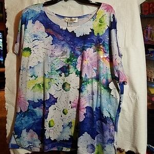 C. D. Daniel's 1X Floral Sequin Short Sleeve